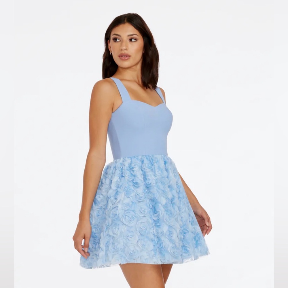 Dress the population Melanie floral appliqué mixed media mini dress